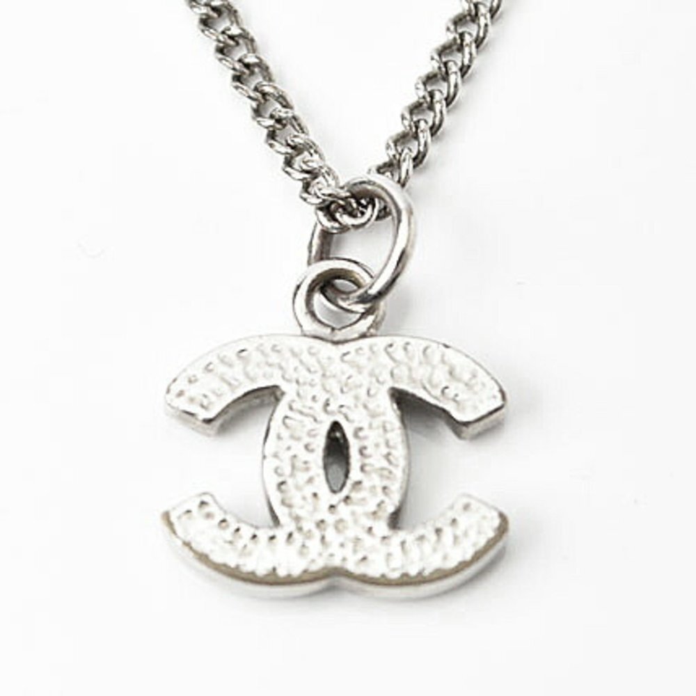 CHANEL Authentic White Logo Necklace - Picture 4 of 7